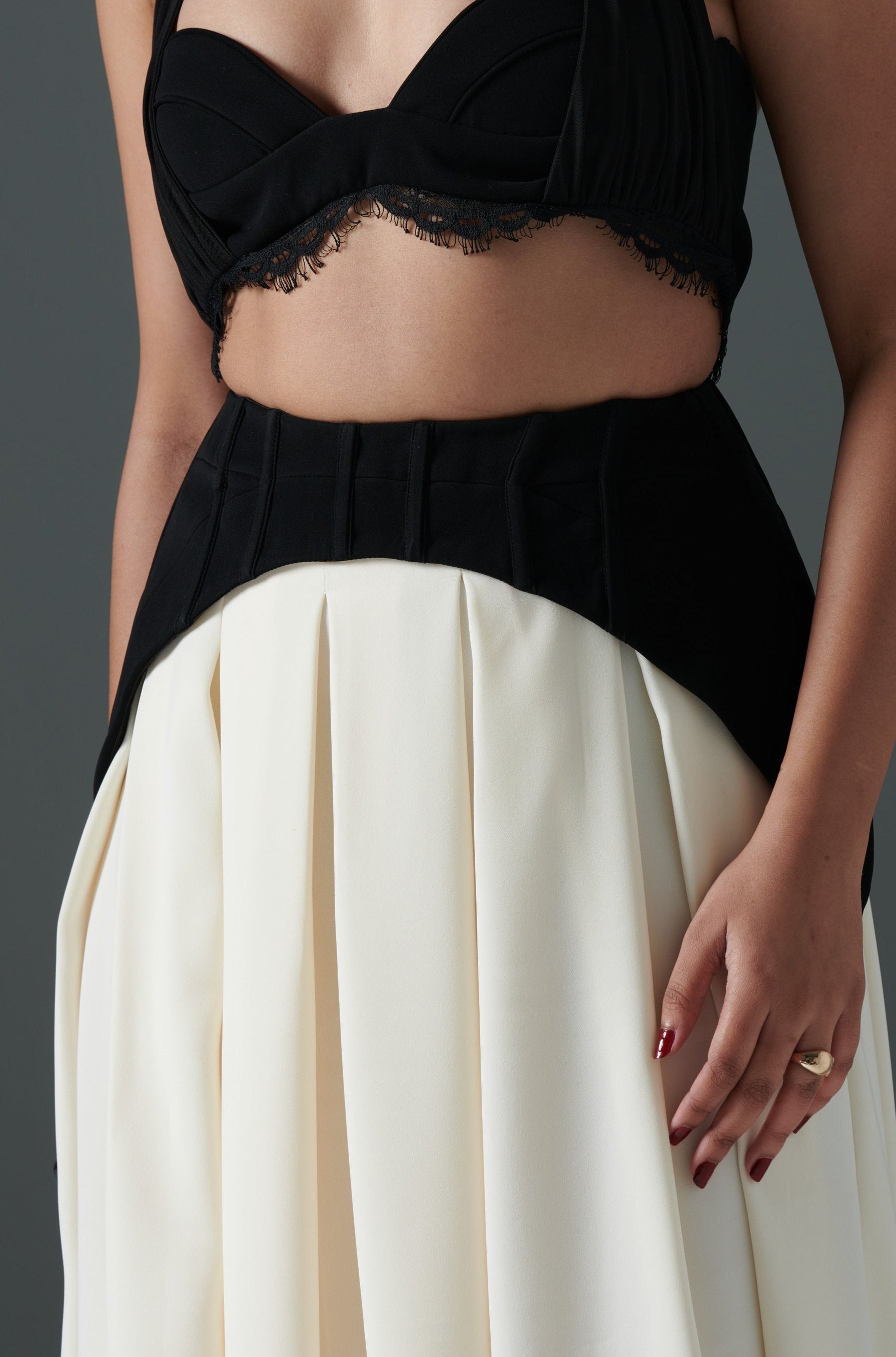 CUSHIONED CORSET BELT – LabelAnkitaJain
